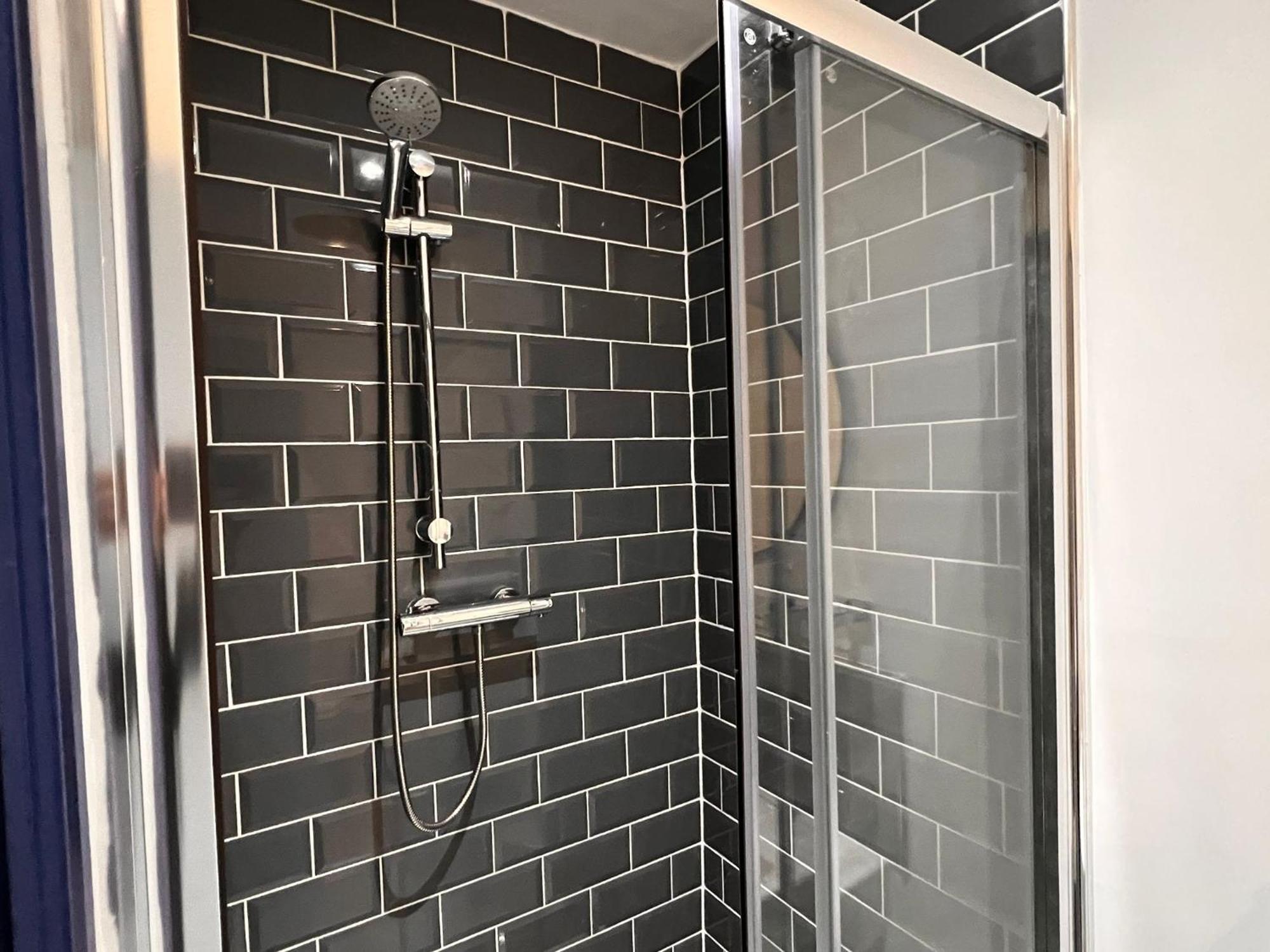 Newly Refurbished 6 Person En-Suite Apartment Tyne & Wear Newcastle Upon Tyne Killingworth Экстерьер фото