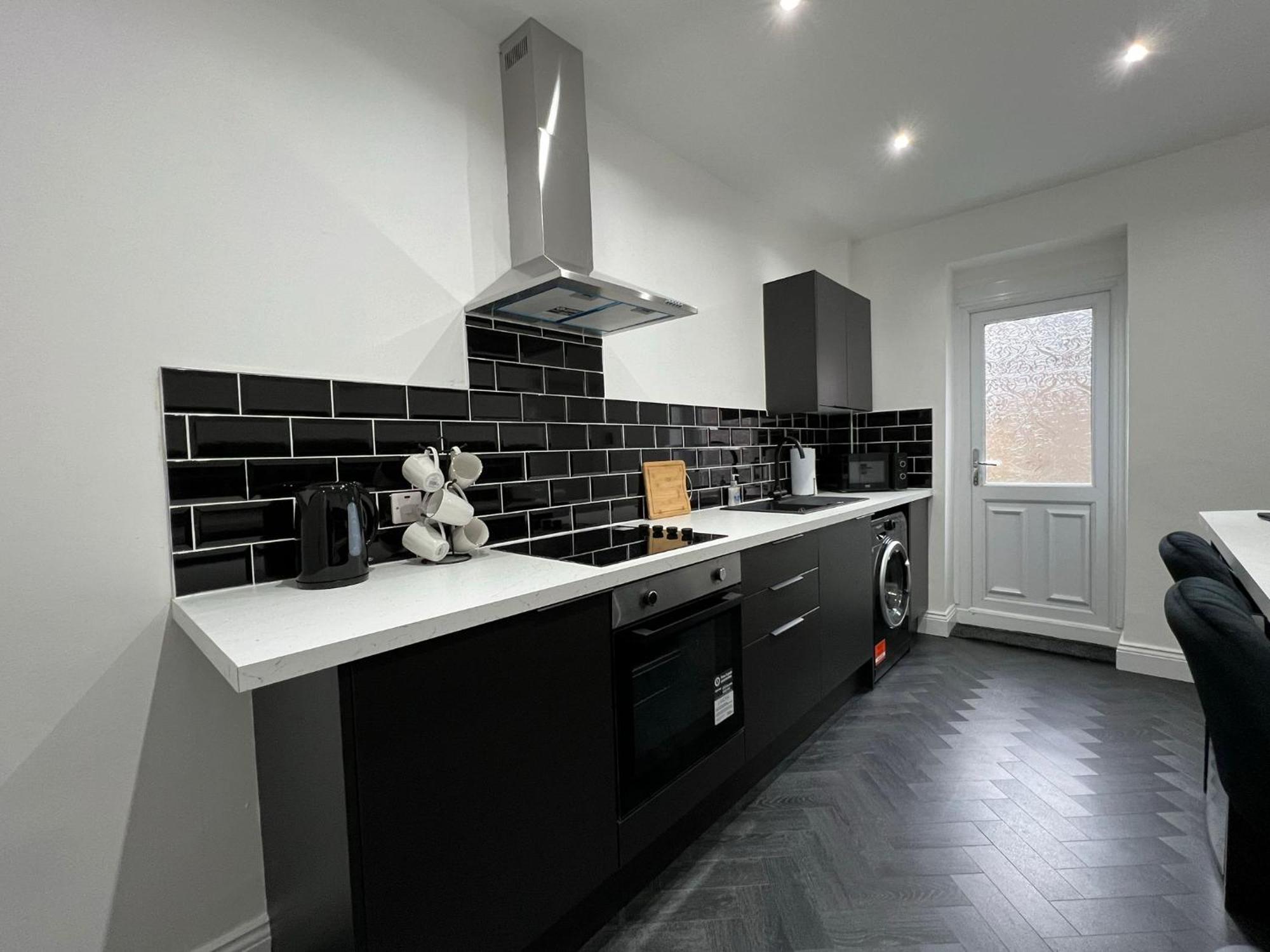 Newly Refurbished 6 Person En-Suite Apartment Tyne & Wear Newcastle Upon Tyne Killingworth Экстерьер фото